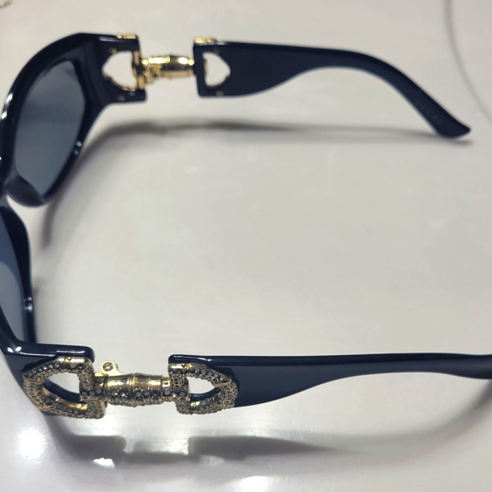 Gucci Shades